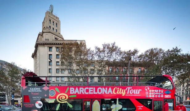 Big Bus Hop on Hop off Bus Ticket + Seine River Cruise